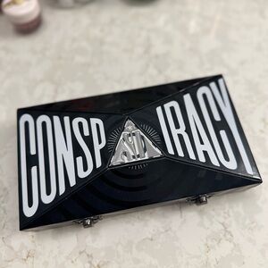 Jeffree Star and Shane Dawson Conspiracy Palette